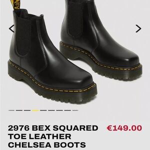 Dr. Martens Bex squared Chelsea boots size 5 women